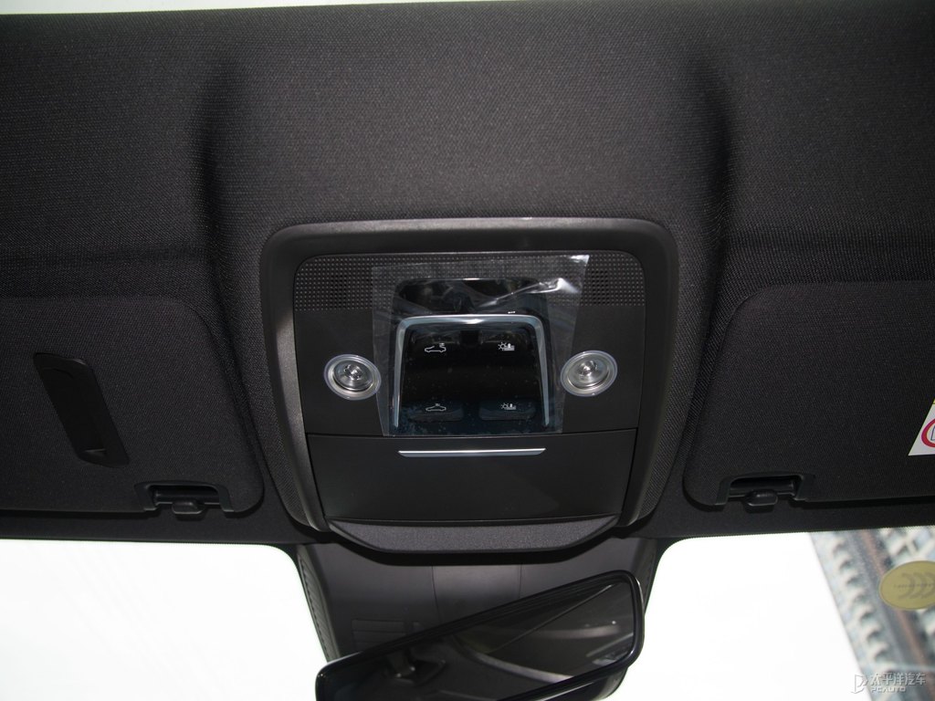 時(shí)光灰宋Pro新能源車廂內(nèi)飾圖片
