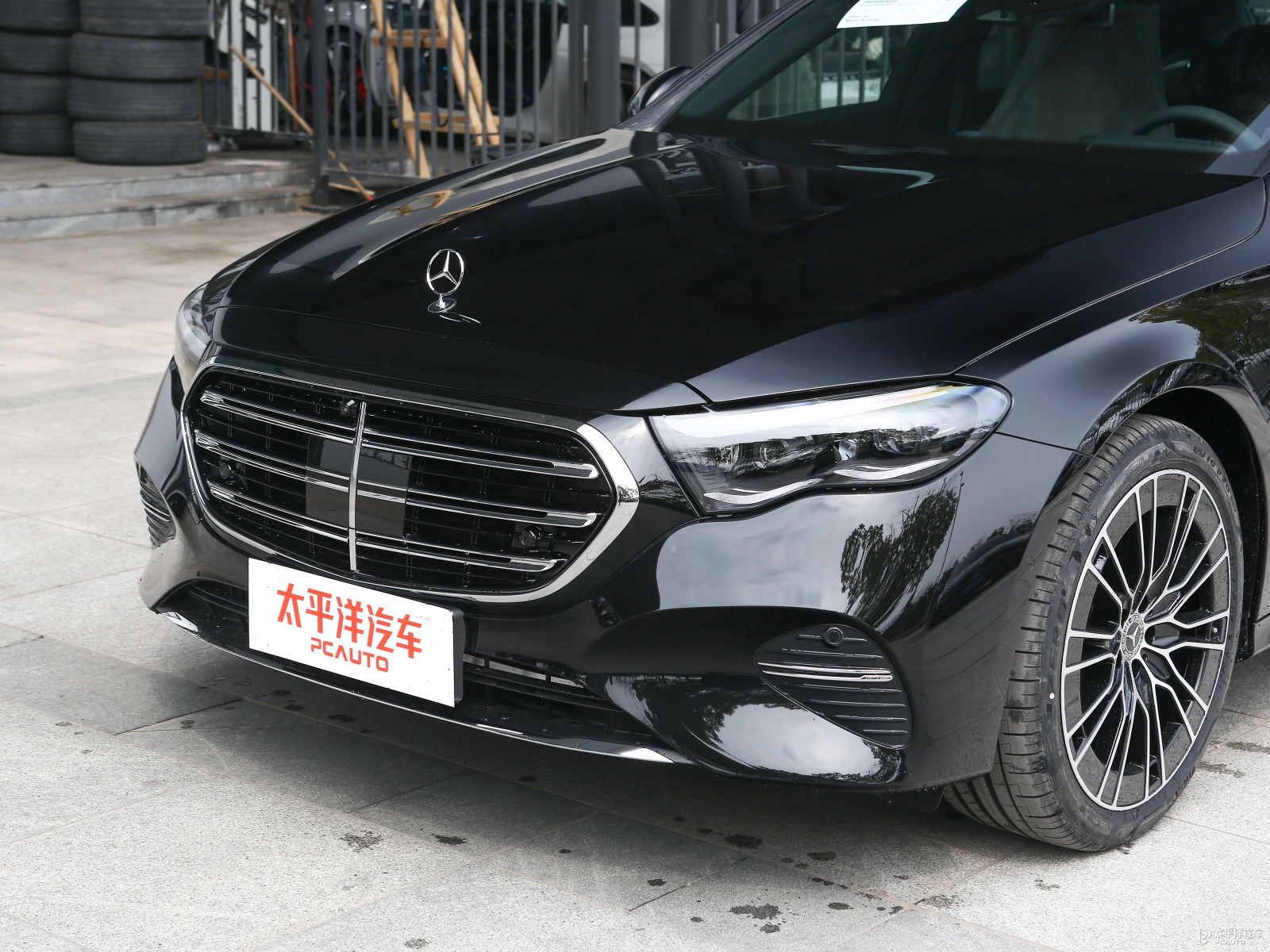 奔馳E級外觀高清大圖