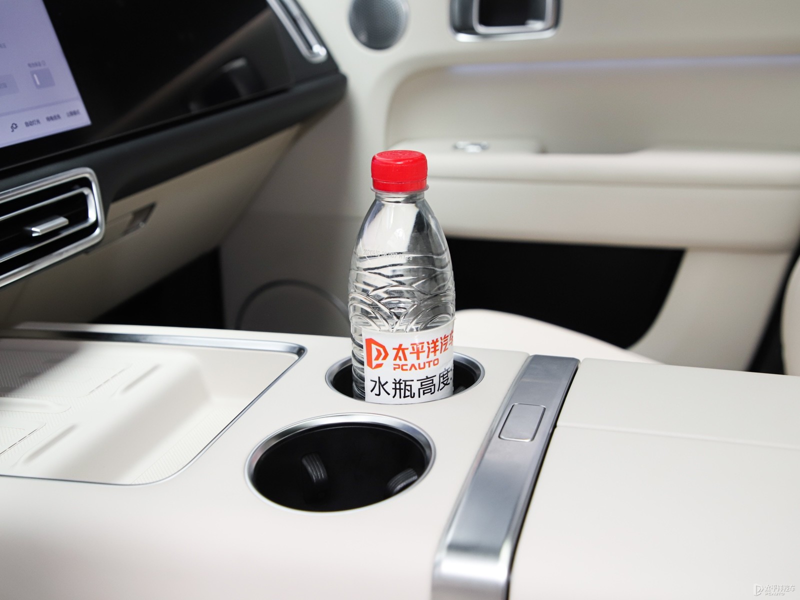 理想L6空間高清大圖
