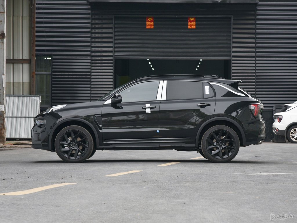暗夜黑領(lǐng)克01整車外觀外觀圖片