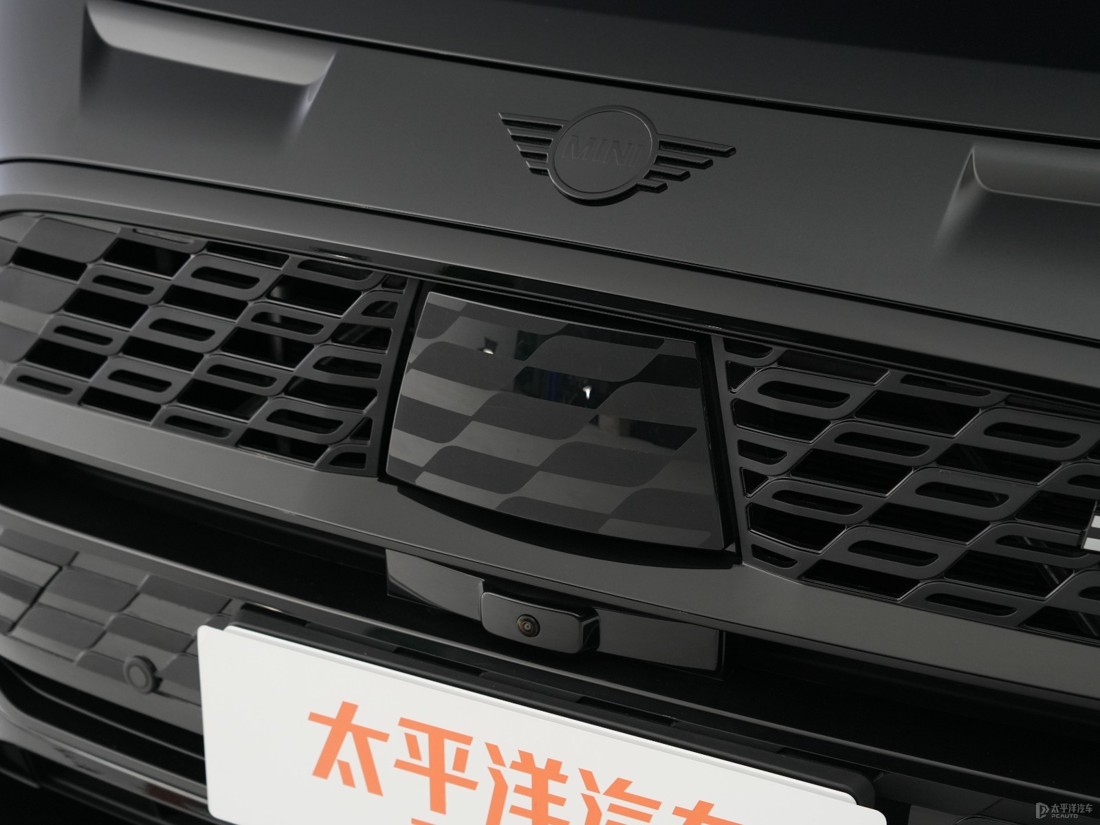 MINI JCW COUNTRYMAN外觀高清大圖