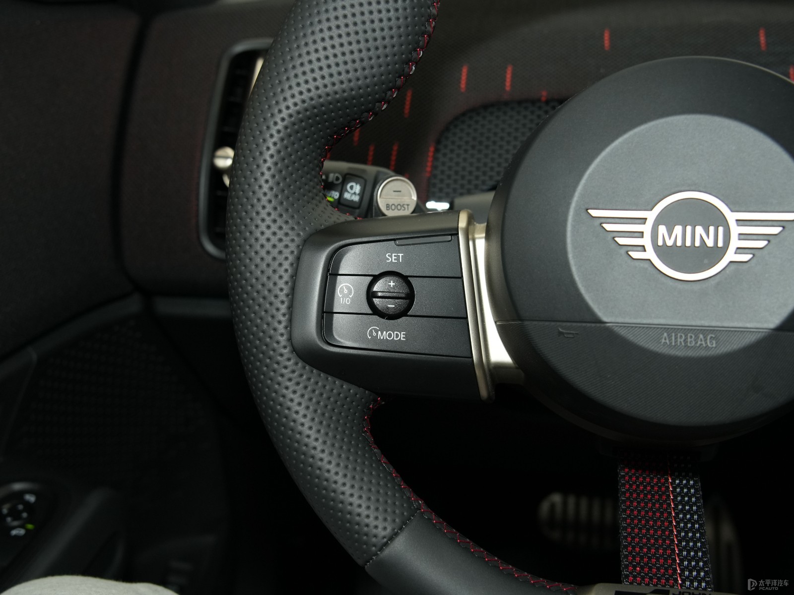 MINI JCW COUNTRYMAN內(nèi)飾高清大圖