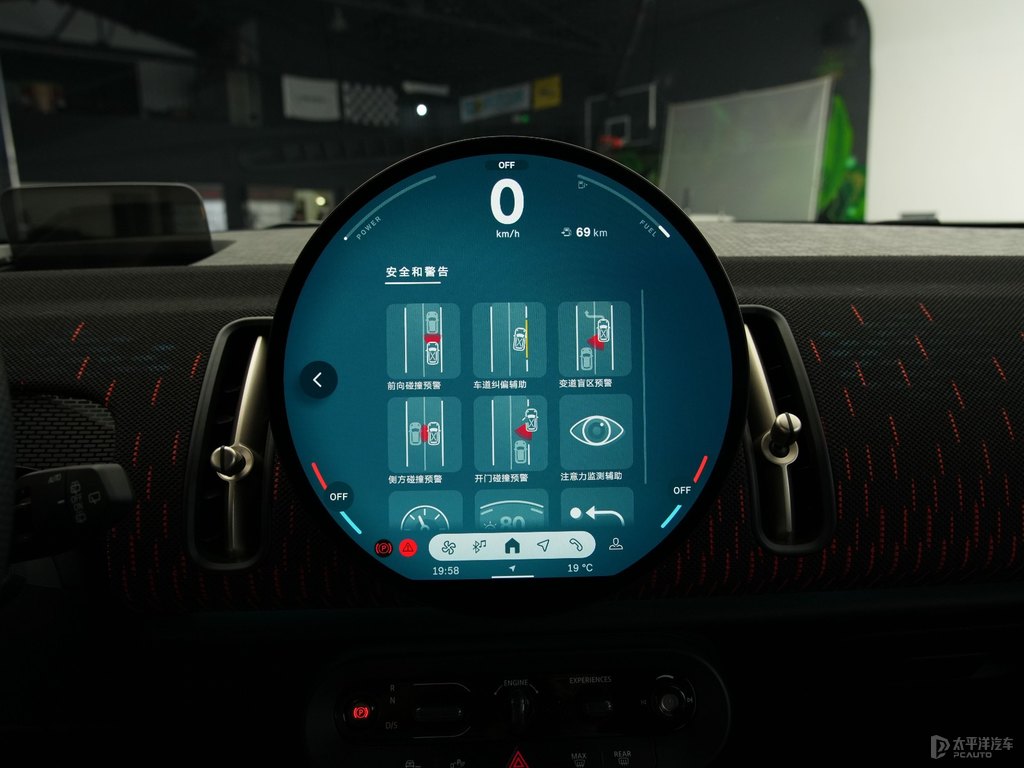ҹMINI JCW COUNTRYMANп؃(ni)DƬ