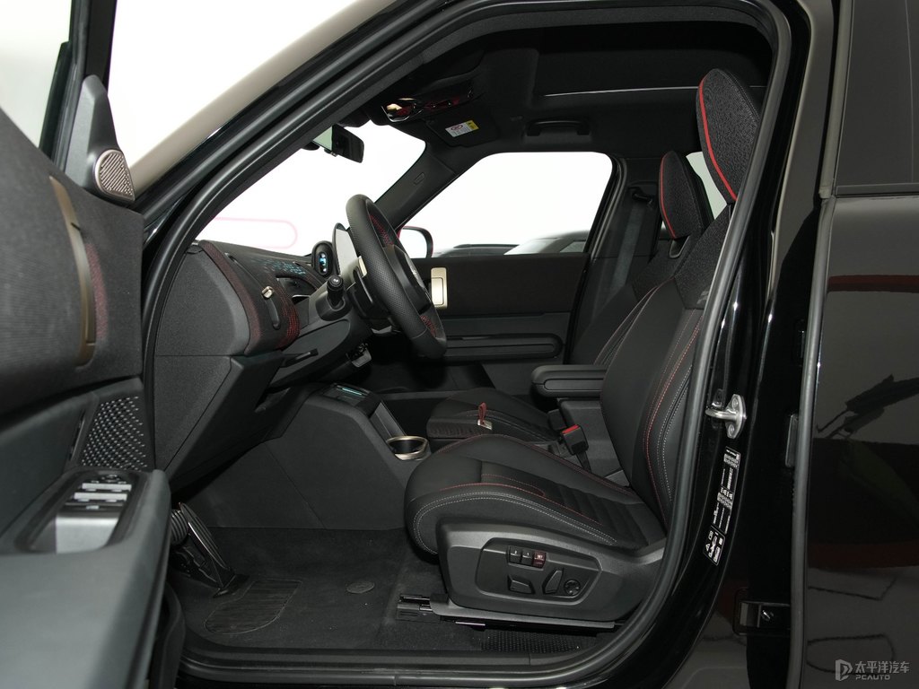 ҹMINI JCW COUNTRYMAN{˿ggDƬ
