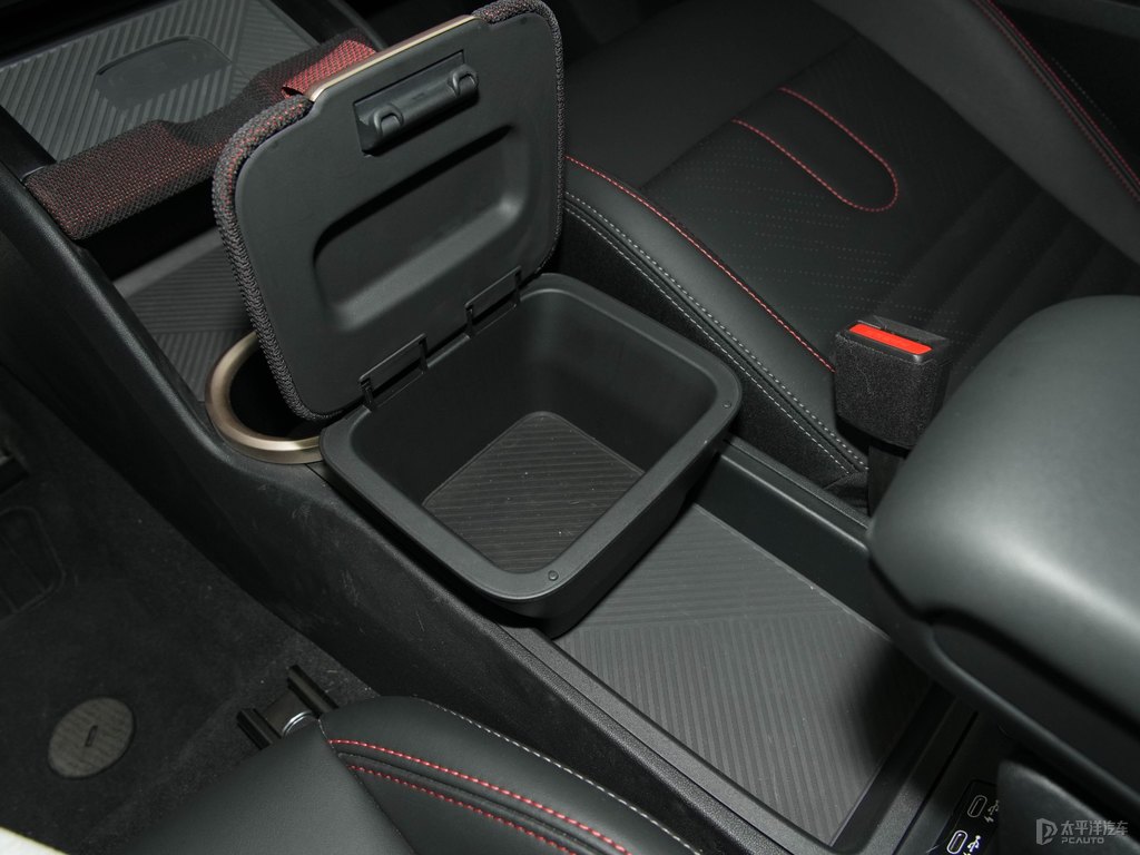 ҹMINI JCW COUNTRYMAN(ch)ggDƬ