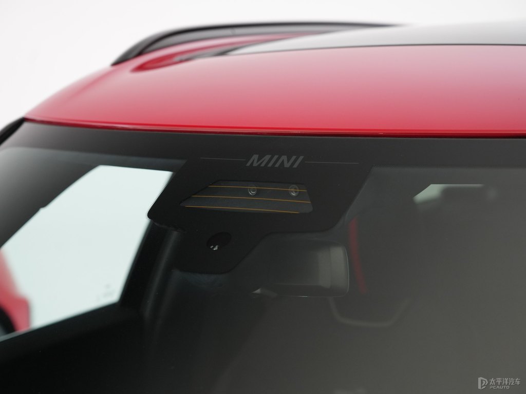 MINI JCW COUNTRYMANDƬ