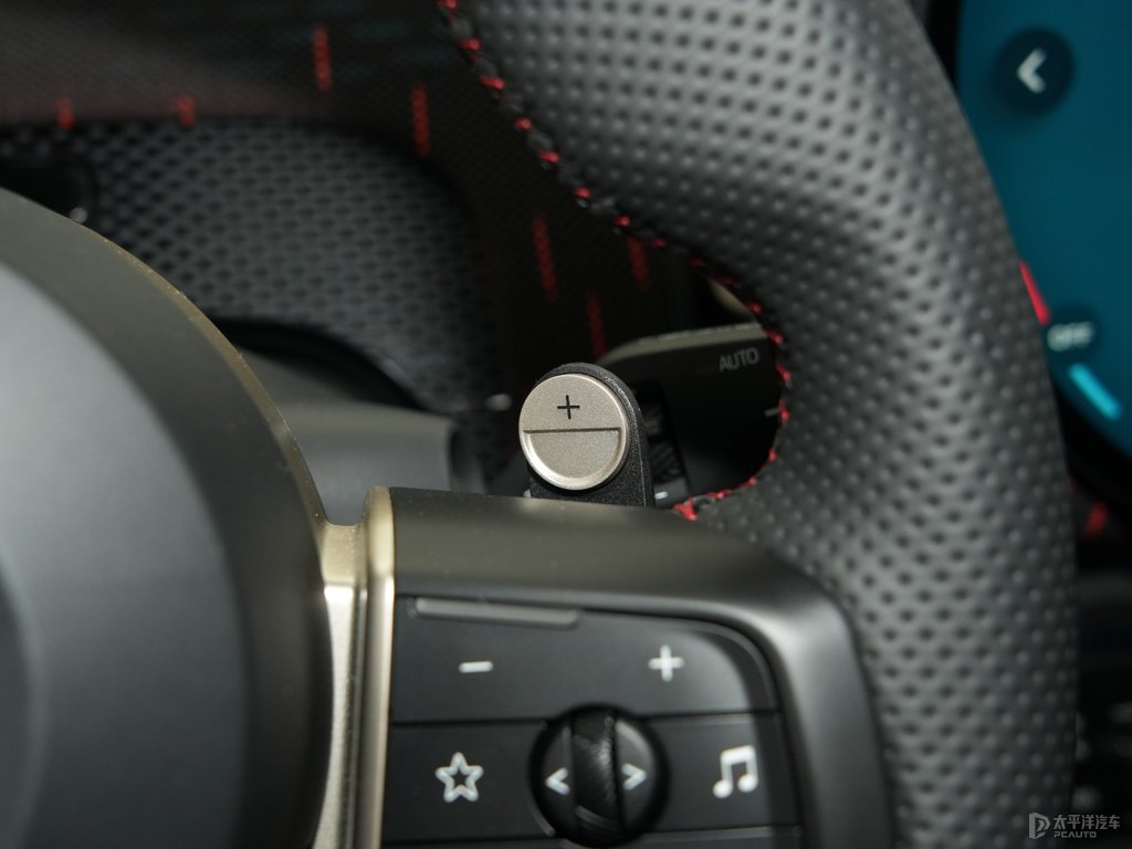 MINI JCW COUNTRYMANDƬ