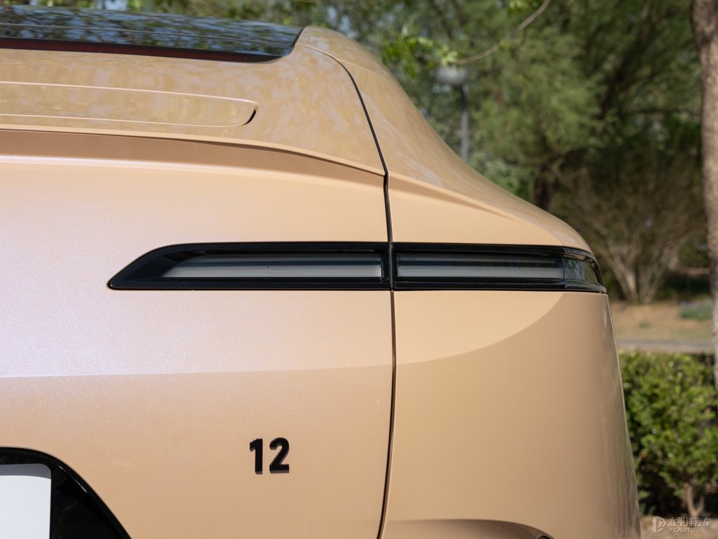 S12DƬ
