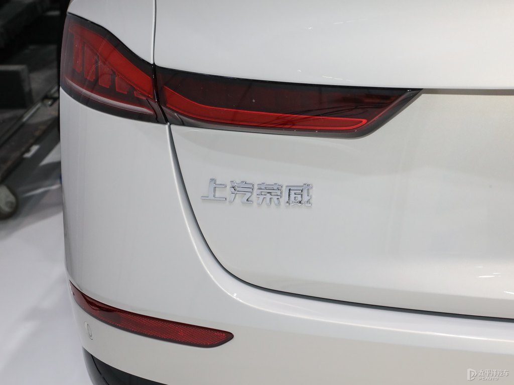 sD7܇β^DƬ