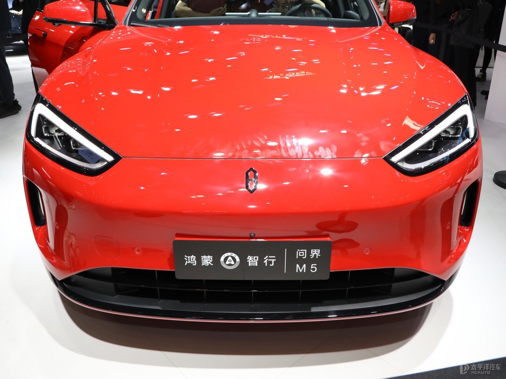 大都會(huì)紅問(wèn)界M5車(chē)頭外觀圖片