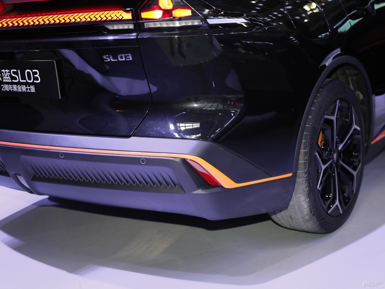 深藍(lán)SL03外觀高清大圖