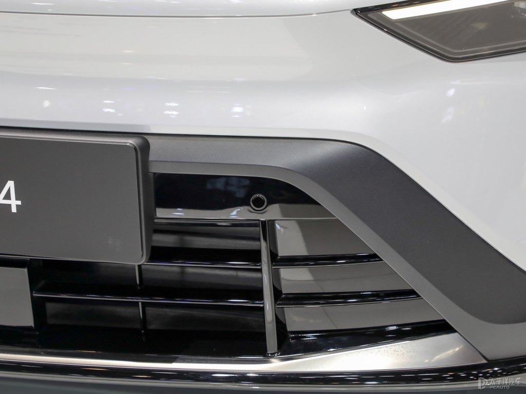 Polestar 4DƬ