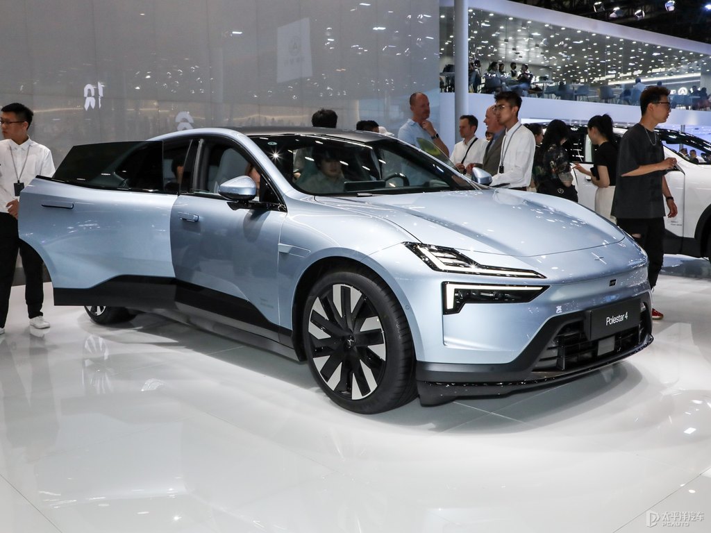 Polestar 4DƬ