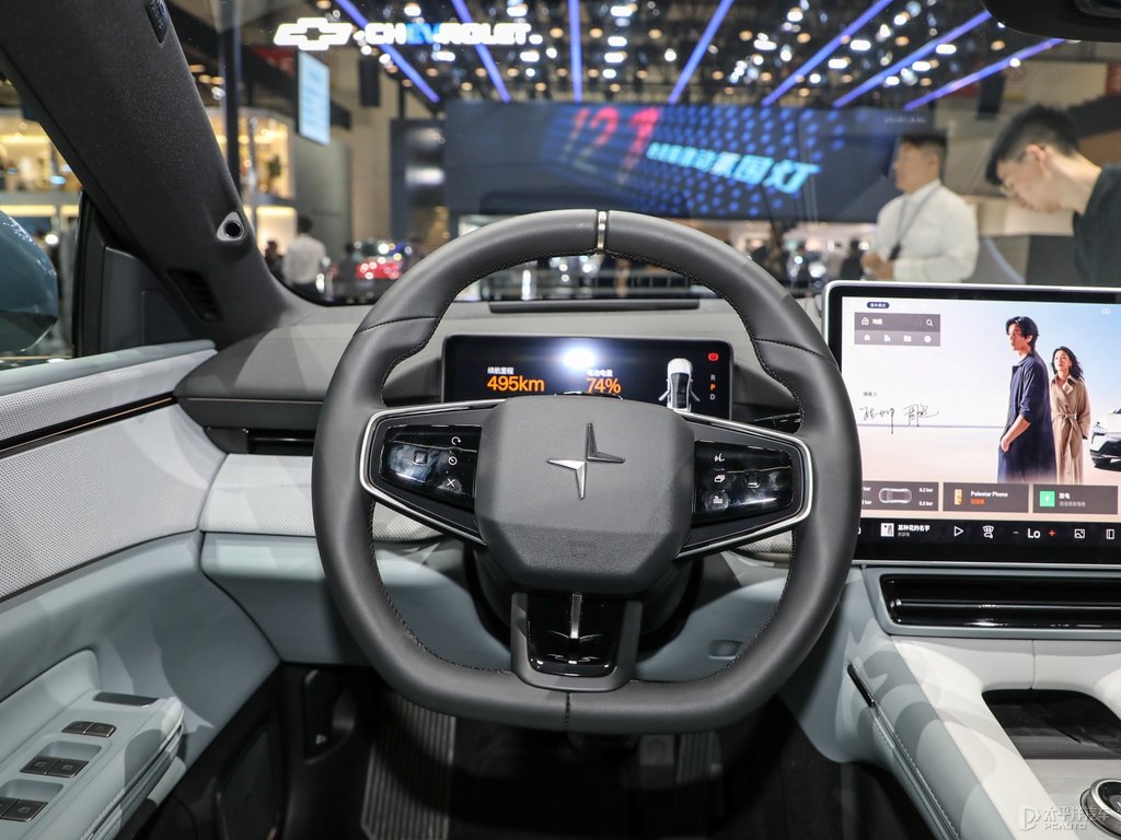Polestar 4DƬ