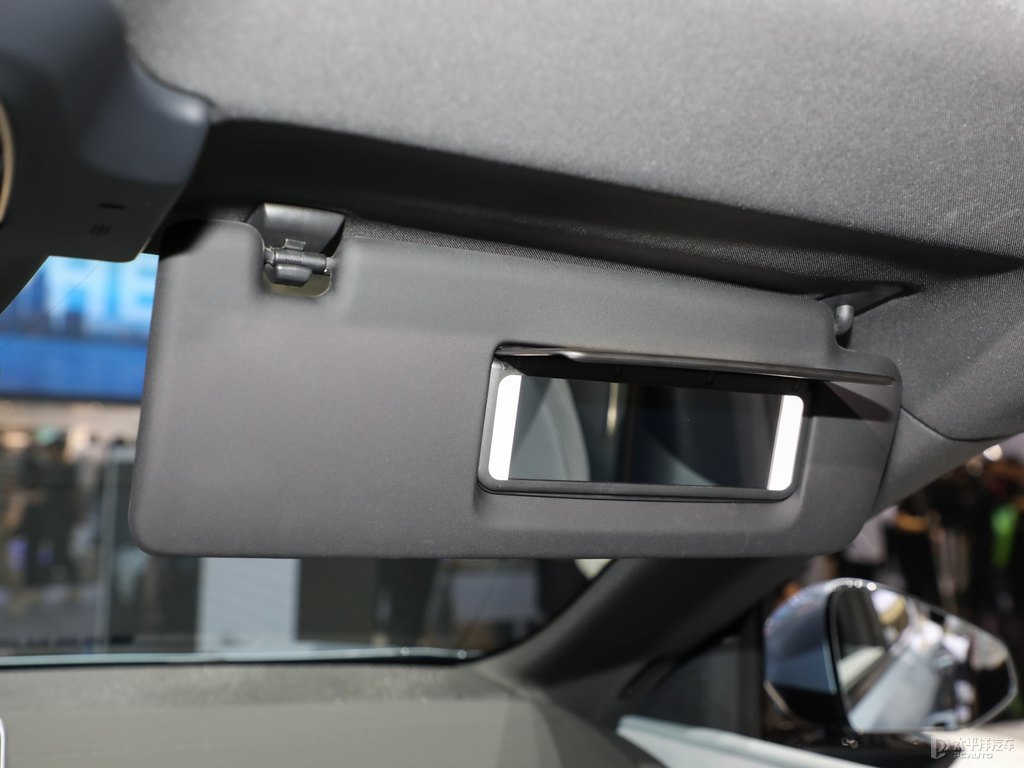 Polestar 4DƬ