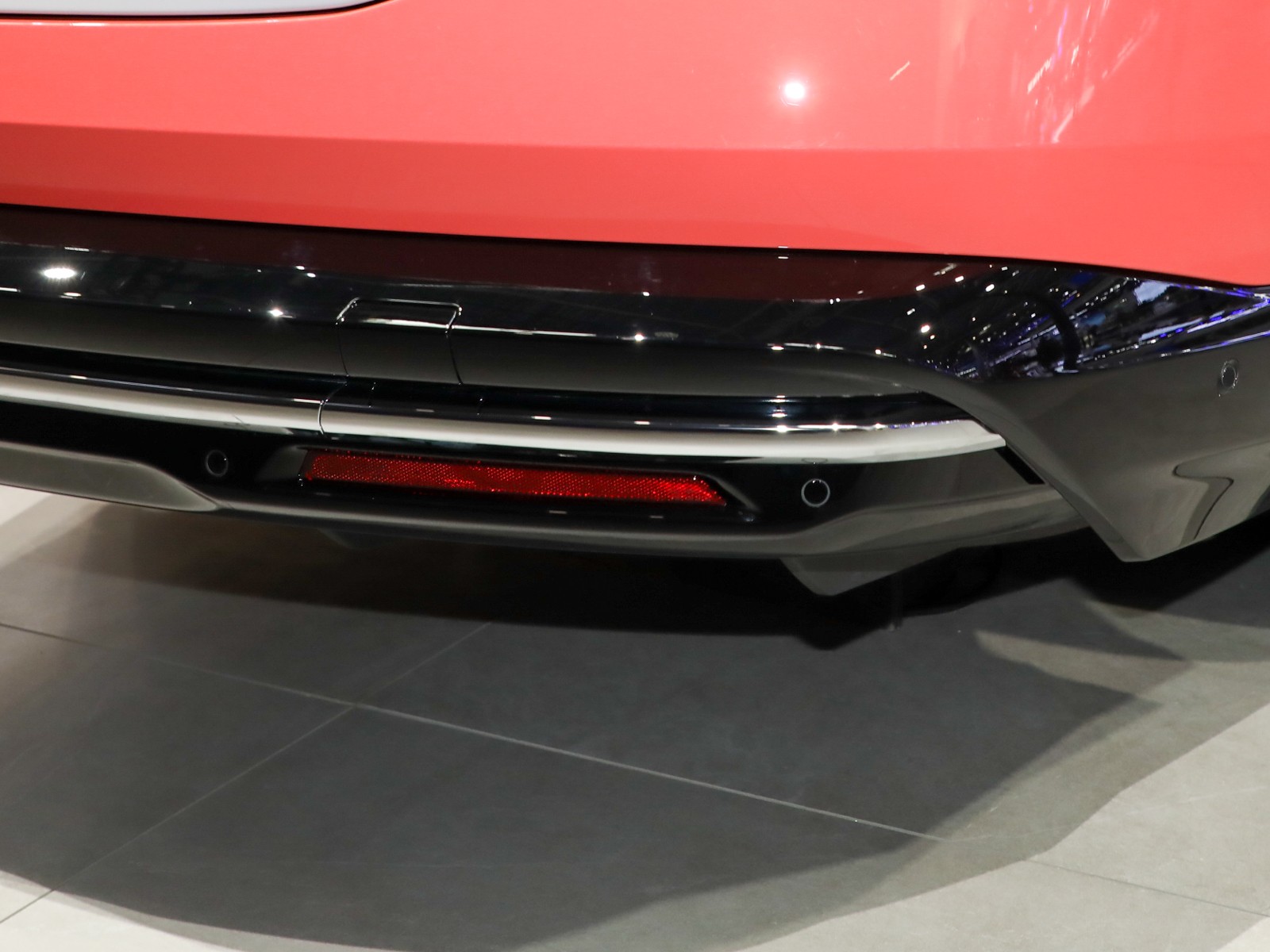 閃靈車展高清大圖
