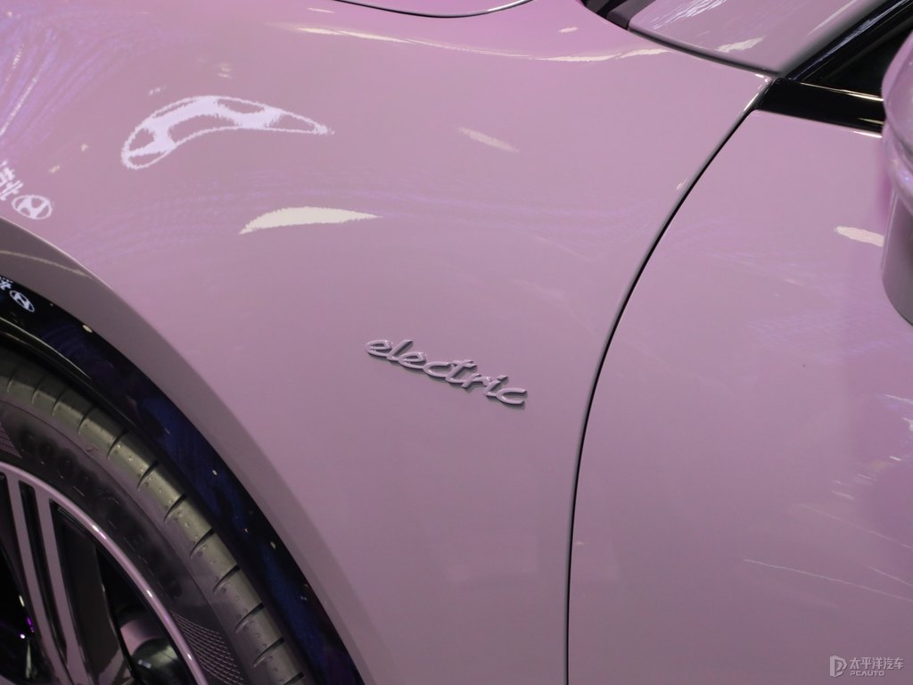 _˹Macan EV܇^DƬ