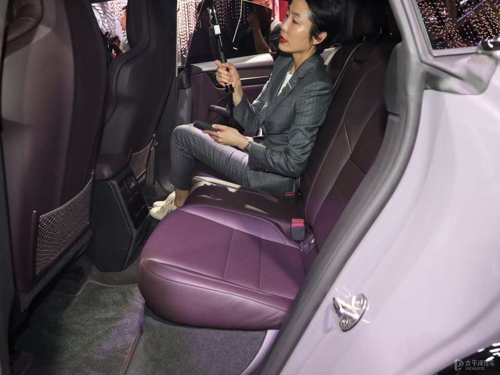 _˹Macan EV{˿ggDƬ