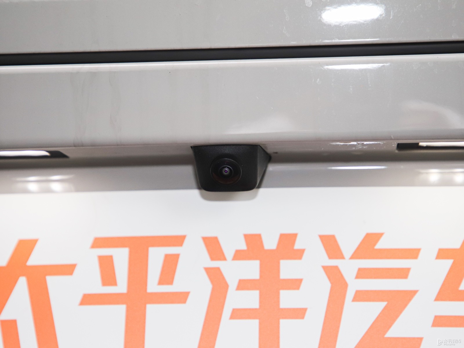 理想L6外觀高清大圖