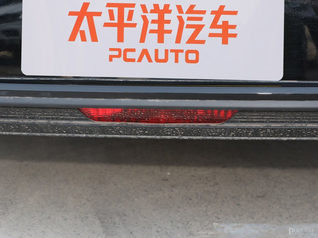 魅夜黑二代奔騰B70車尾外觀圖片