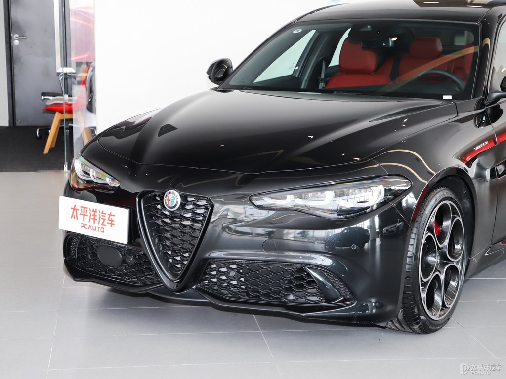 ɽGiulia~܇^^DƬ