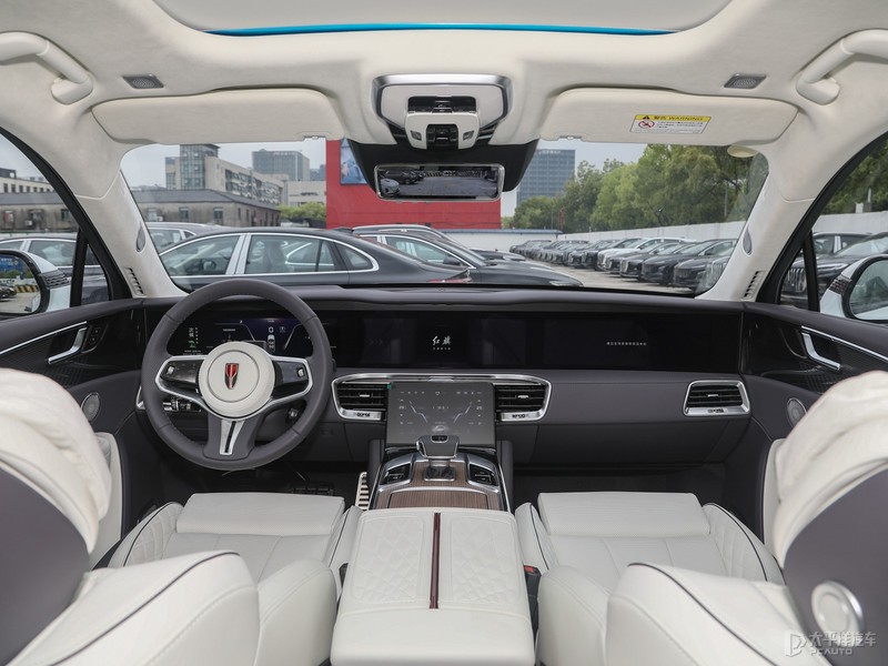【VR看車】紅旗E-HS9內飾全景
