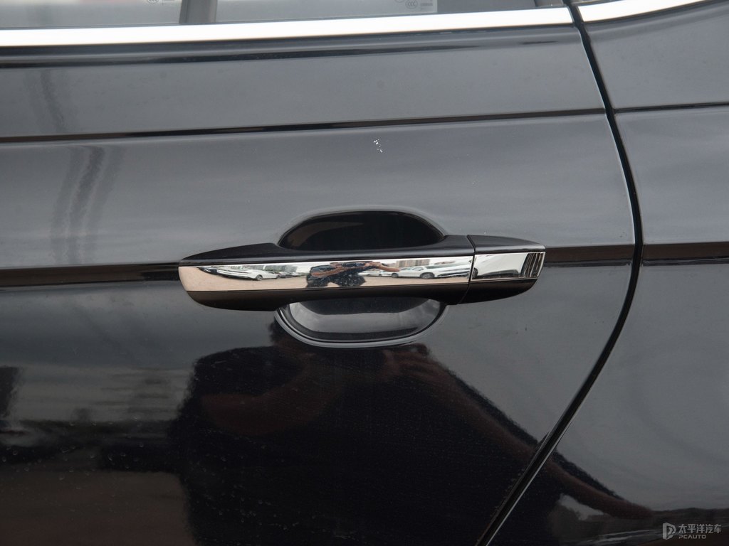 曜石黑朗逸車身外觀圖片