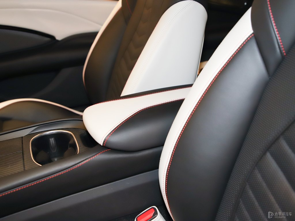 ɯGranTurismo΃(ni)DƬ