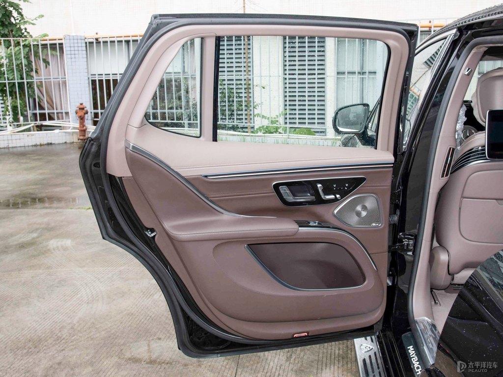 ׎r~ͺEQS SUV܇(ni)DƬ