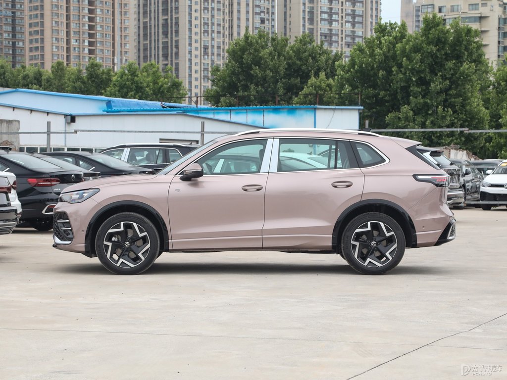輝光粉途觀L整車外觀外觀圖片