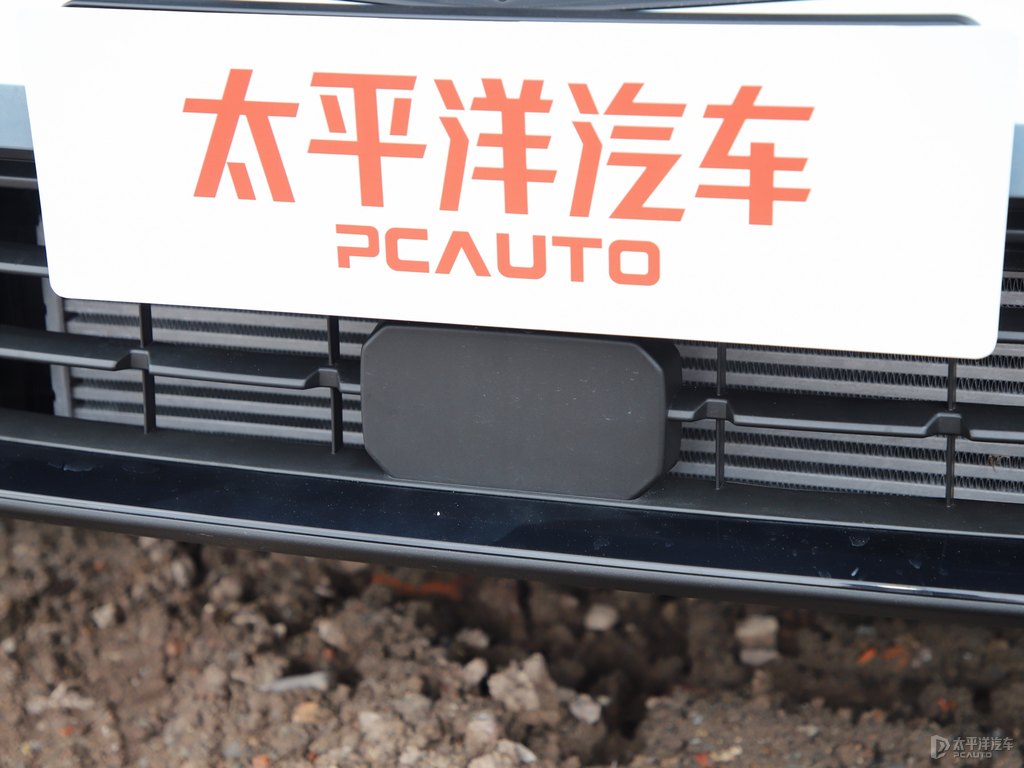 貝加爾藍博越車頭外觀圖片