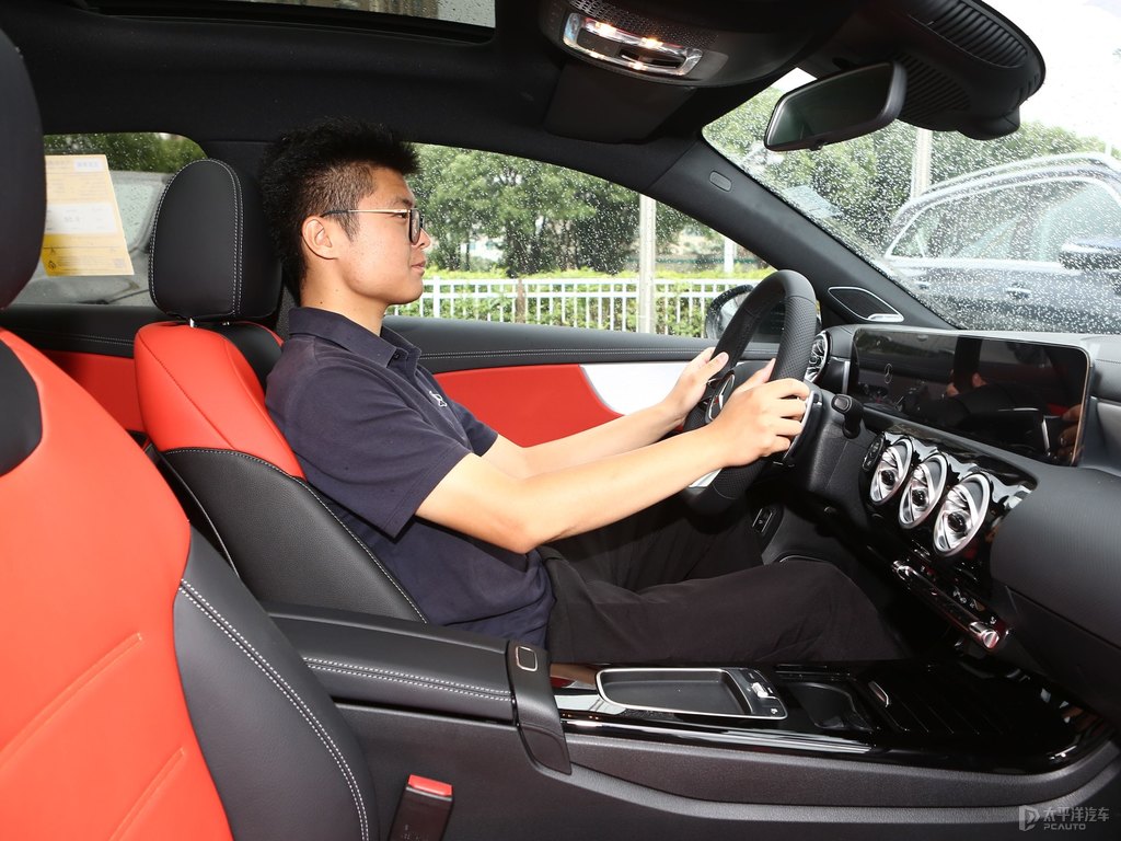 OױYAAMG{˿ggDƬ
