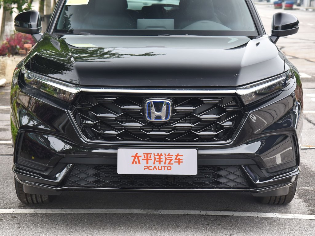 彩晶黑本田CR-V車頭外觀圖片