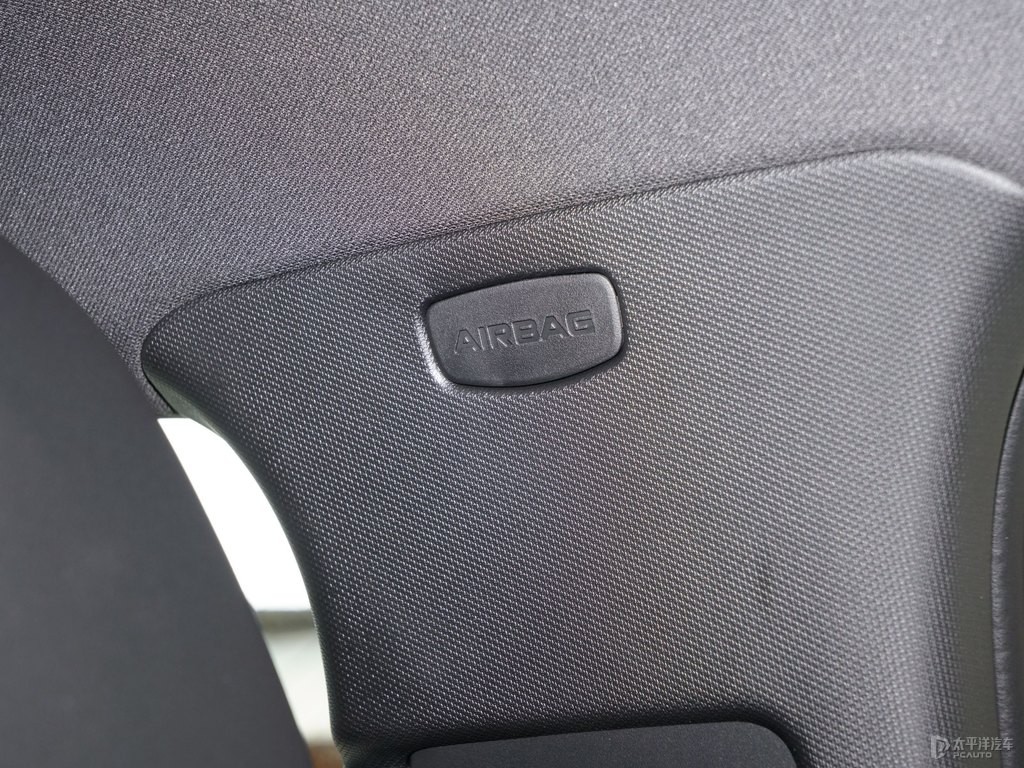蒼穹灰星瑞車廂內(nèi)飾圖片