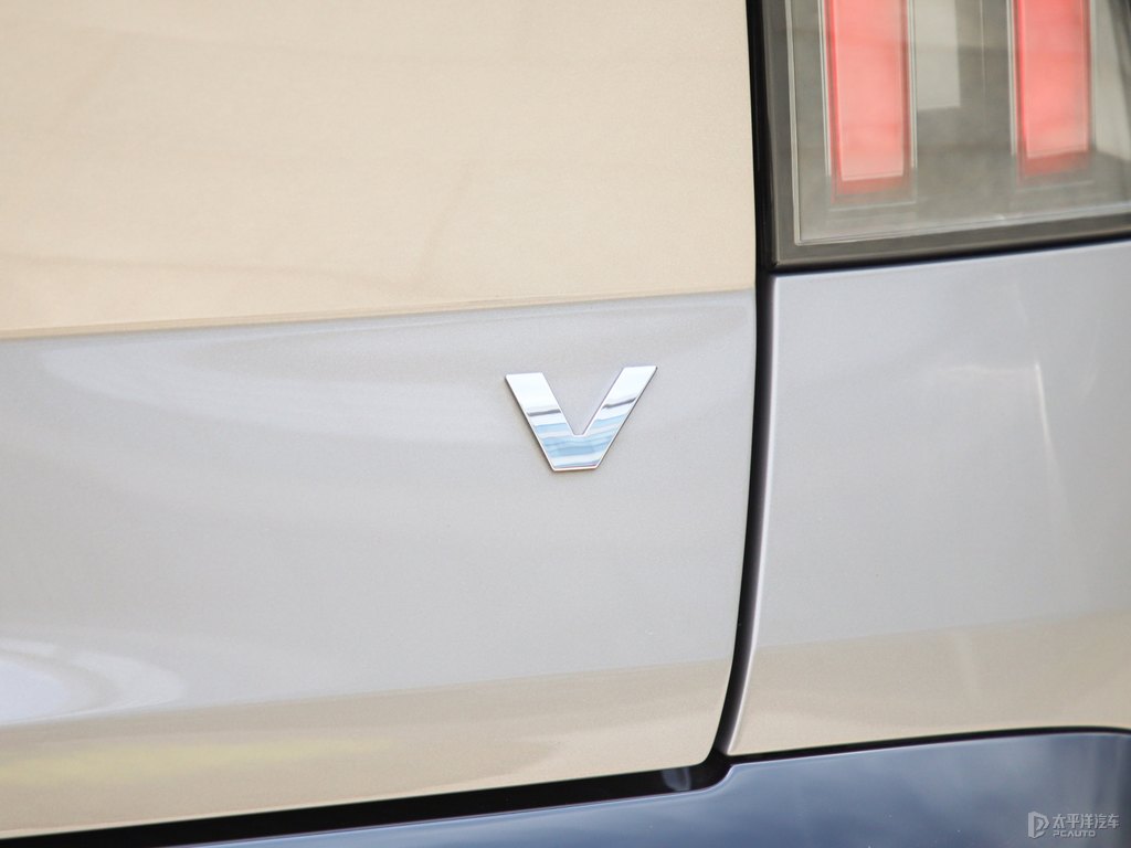 曠野沙AION V車尾外觀圖片