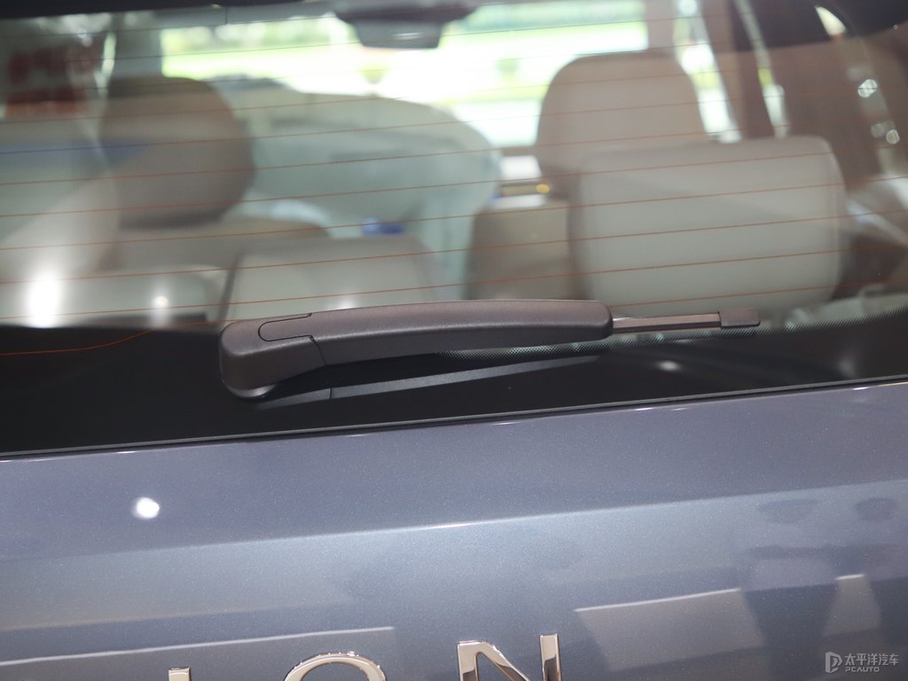 海熒灰AION V車尾外觀圖片