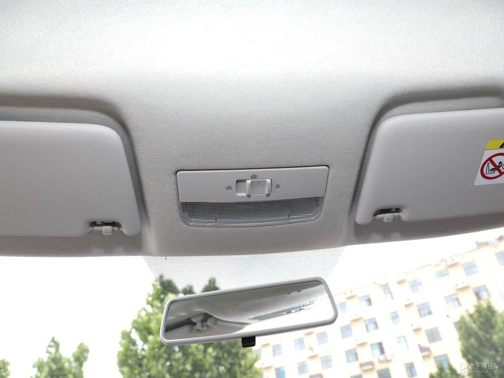 極地白捷達(dá)VA3車廂內(nèi)飾圖片