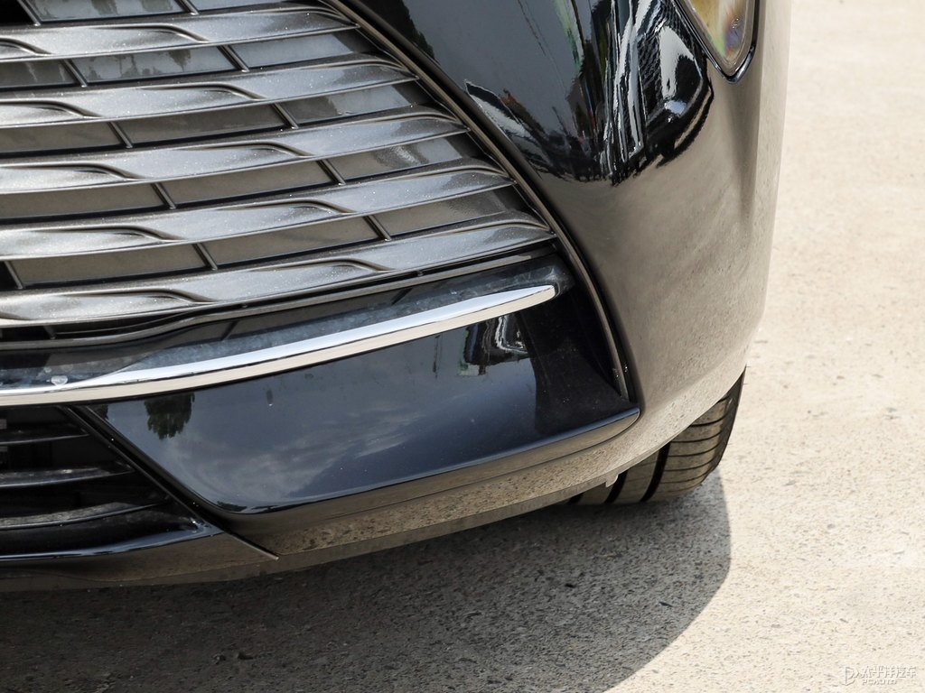 朗黑君越車頭外觀圖片