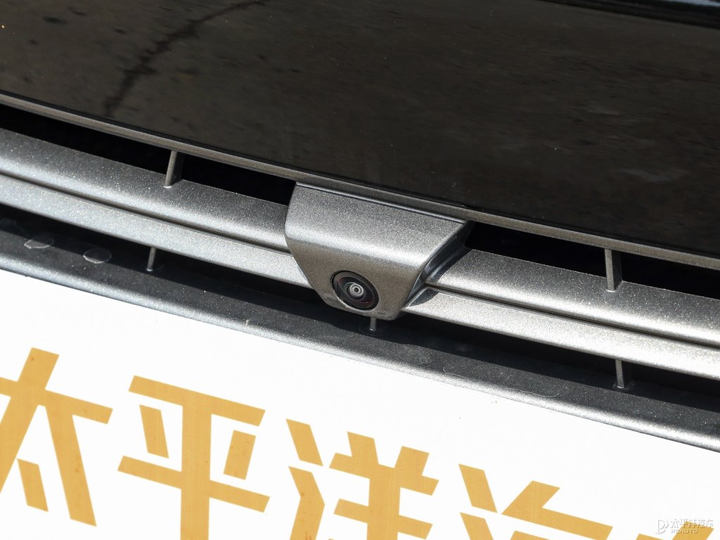 朗黑君越車頭外觀圖片