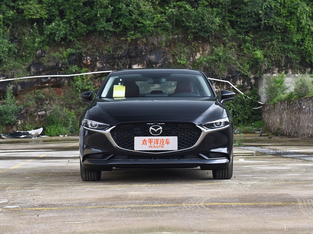 極夜黑馬自達(dá)3 昂克賽拉整車外觀外觀圖片