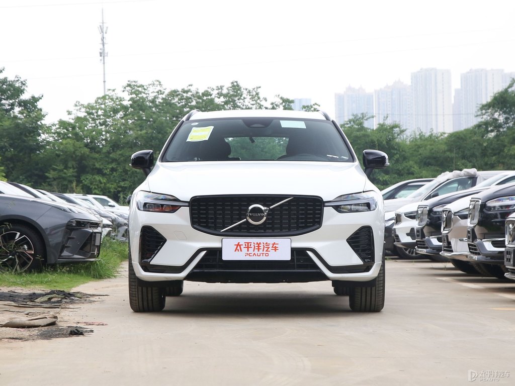 水晶白沃爾沃XC60整車外觀外觀圖片