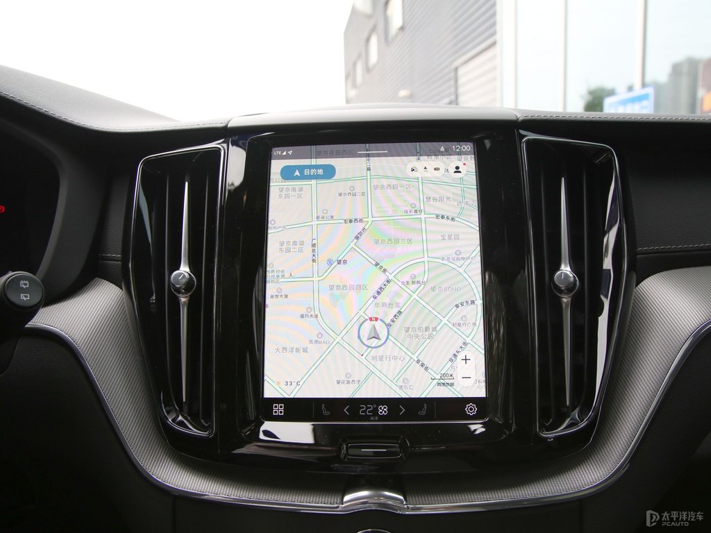 水晶白沃爾沃XC60中控內(nèi)飾圖片