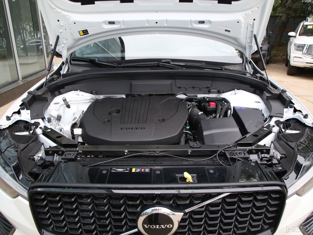 水晶白沃爾沃XC60發(fā)動(dòng)機(jī)其它細(xì)節(jié)圖片