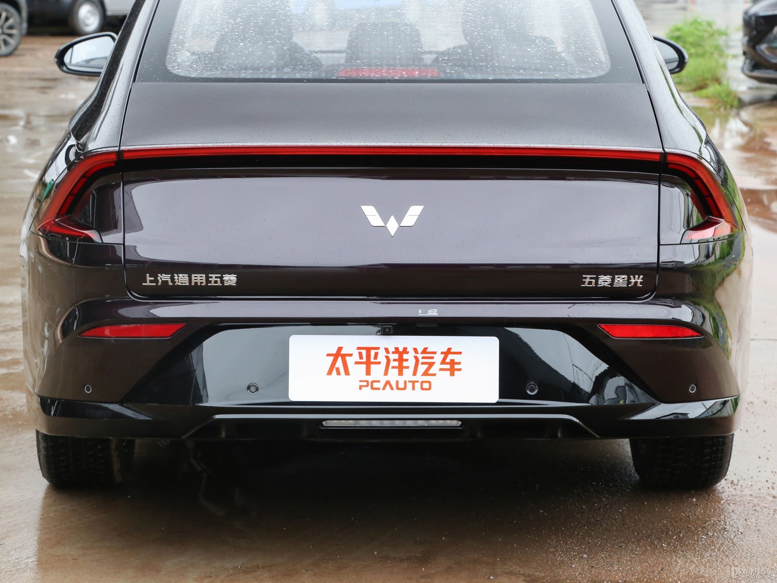 五菱星光外觀高清大圖
