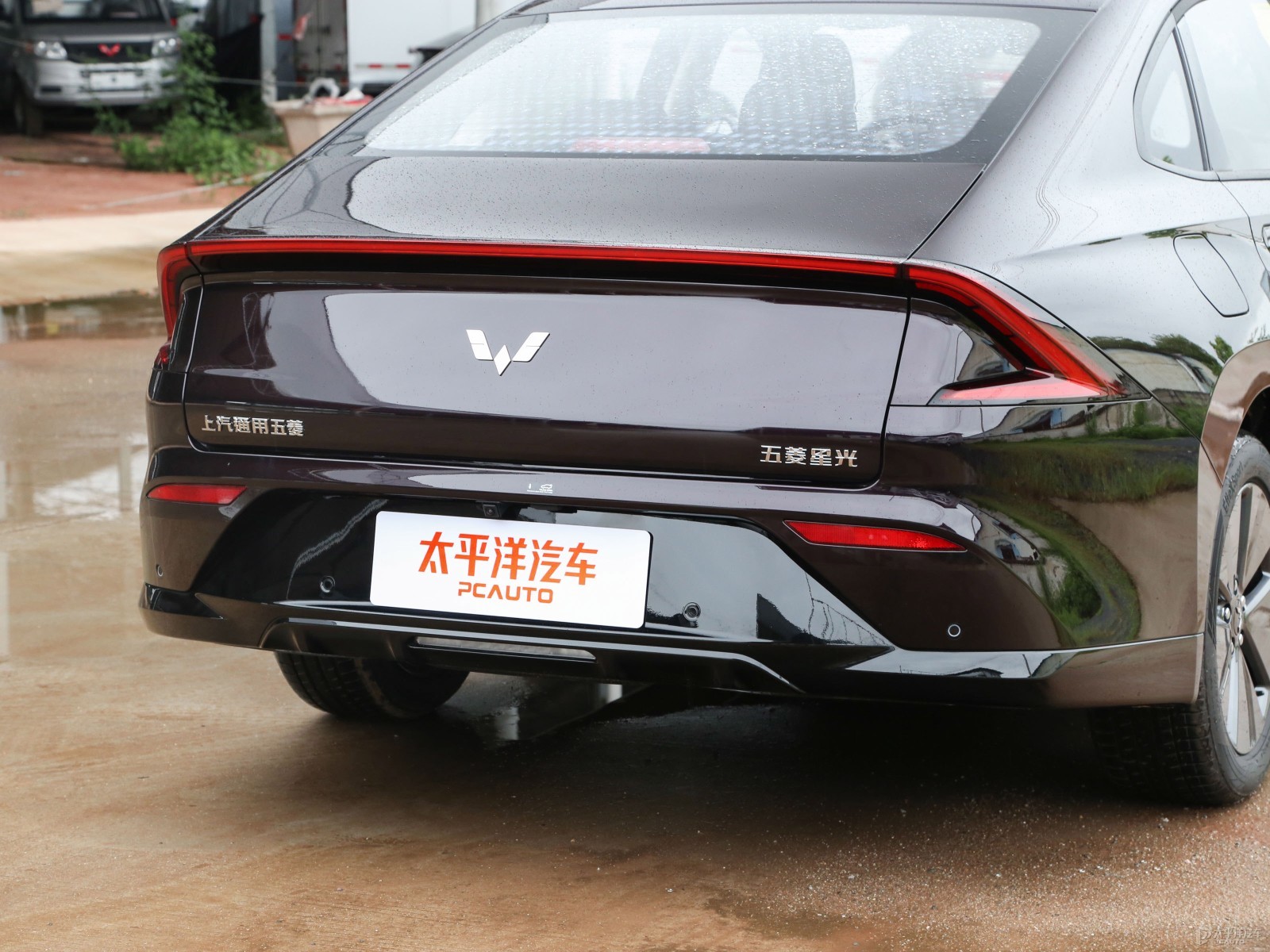 五菱星光外觀高清大圖