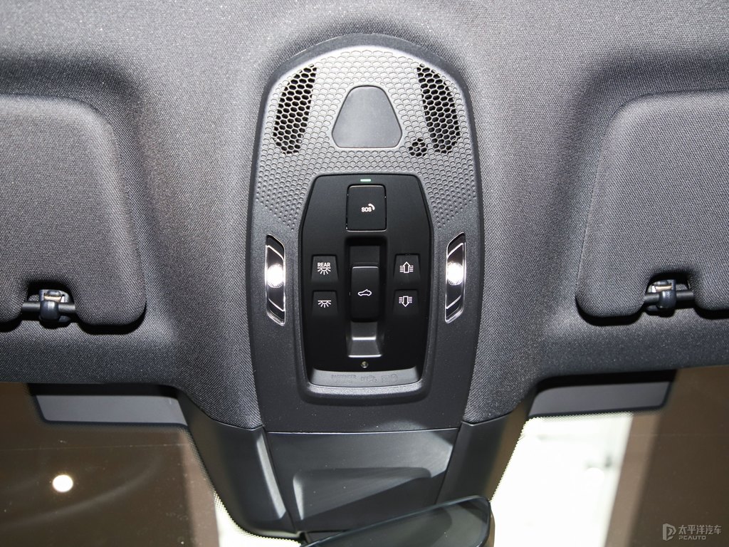 黑玉色Panamera車(chē)廂內(nèi)飾圖片