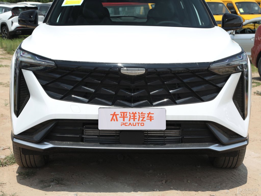 茶卡鹽白博越車頭外觀圖片