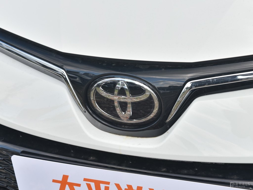 超級白色卡羅拉車頭外觀圖片
