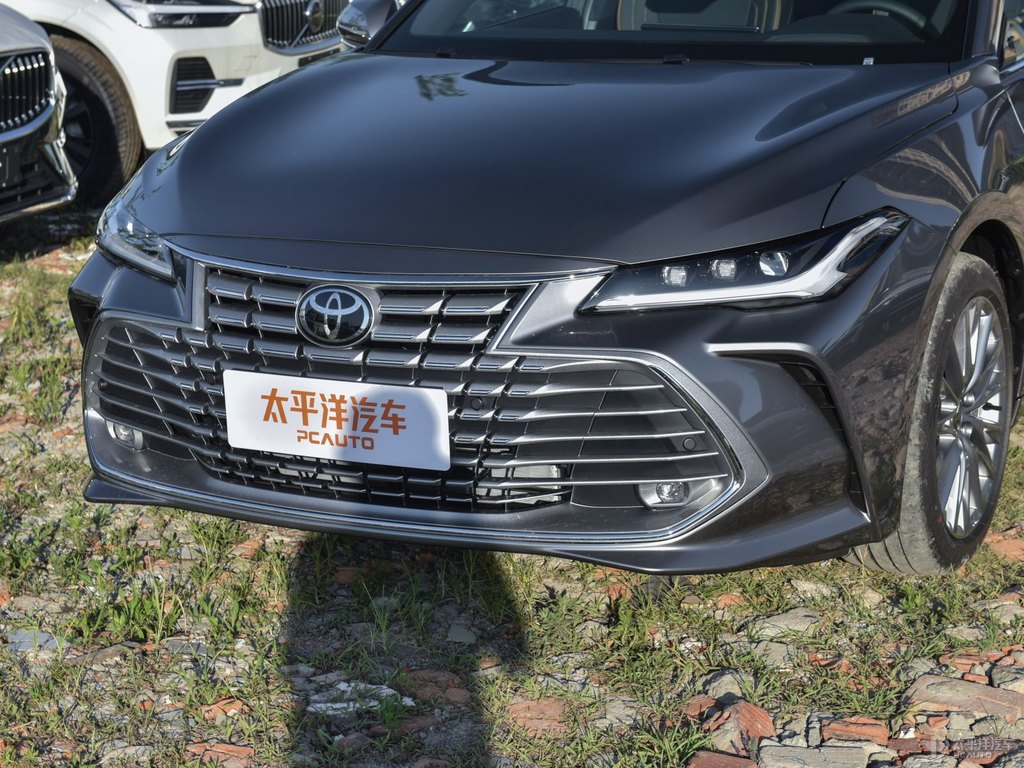 金屬灰亞洲龍車頭外觀圖片