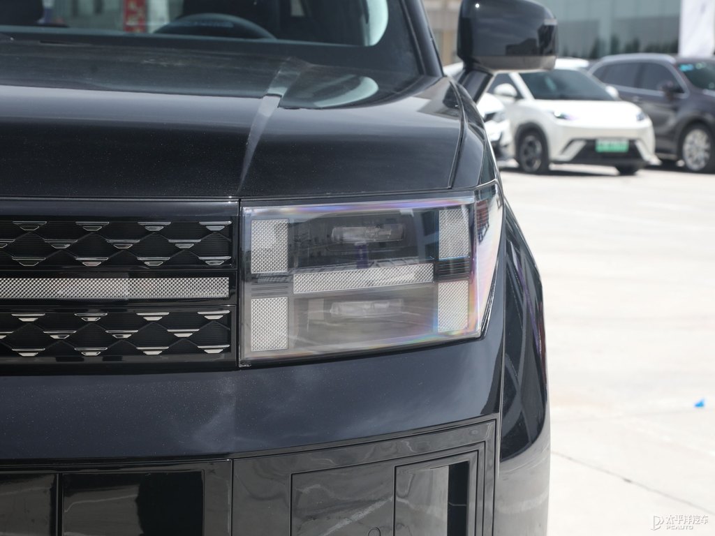 曙月黑勝達(dá)車(chē)頭外觀圖片